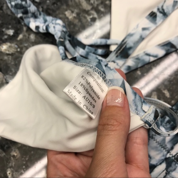 Brazilian bikini - Picture 4 of 6